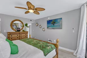 929 Collier Ct, Marco Island, FL 34145 - Photo 16