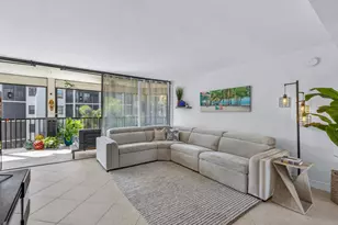 929 Collier Ct, Marco Island, FL 34145 - Photo 12