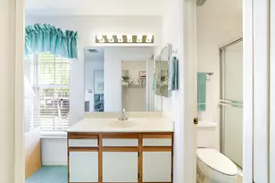 837 W Elkcam Cir, Marco Island, FL 34145 - Photo 16