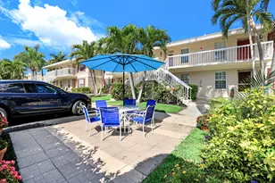 837 W Elkcam Cir, Marco Island, FL 34145 - Photo 28