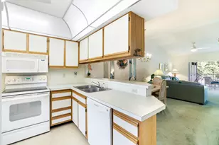 837 W Elkcam Cir, Marco Island, FL 34145 - Photo 10