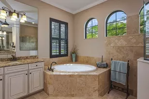 9505 Campanile Cir, Naples, FL 34114 - Photo 14