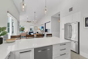 255 Columbus Way, Marco Island, FL 34145 - Photo 10