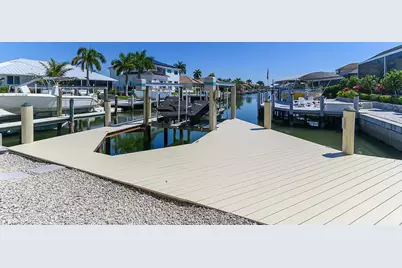 255 Columbus Way, Marco Island, FL 34145 - Photo 8