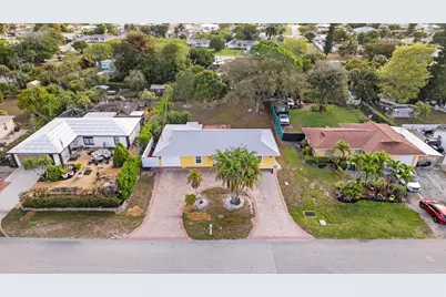 2040 46th Terrace SW, Naples, FL 34116 - Photo 42