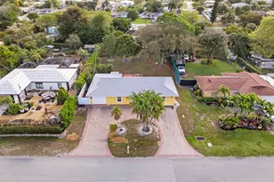 2040 46th Terrace SW, Naples, FL 34116 - Photo 42