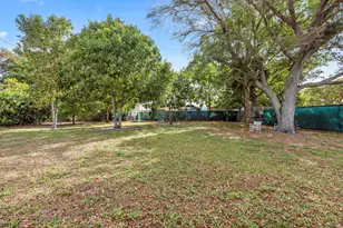 2040 46th Terrace SW, Naples, FL 34116 - Photo 24