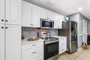 2040 46th Terrace SW, Naples, FL 34116 - Photo 8