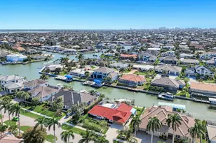 248 Polynesia Ct, Marco Island, FL 34145 - Photo 48