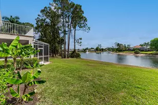 7859 Berkshire Pines Dr, Naples, FL 34104 - Photo 32