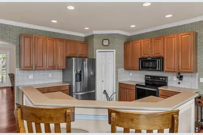 7859 Berkshire Pines Drive, Naples, FL 34104 - Photo 8