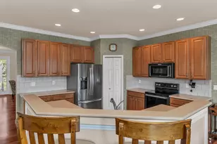 7859 Berkshire Pines Dr, Naples, FL 34104 - Photo 8