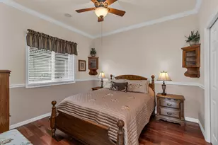 7859 Berkshire Pines Dr, Naples, FL 34104 - Photo 26