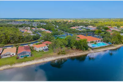 7859 Berkshire Pines Drive, Naples, FL 34104 - Photo 38