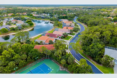 7859 Berkshire Pines Drive, Naples, FL 34104 - Photo 40
