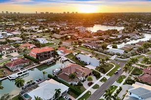 450 Pepperwood Ct, Marco Island, FL 34145 - Photo 44