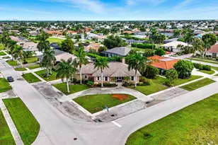 381 Worthington St, Marco Island, FL 34145 - Photo 2