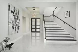 999 Spruce Ct, Marco Island, FL 34145 - Photo 4