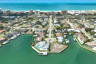 999 Spruce Ct, Marco Island, FL 34145 - Photo 42