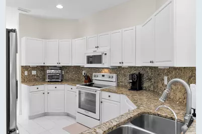 128 Livermore Lane, Naples, FL 34119 - Photo 18