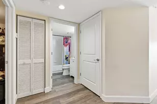 7736 Jewel Ln, Naples, FL 34109 - Photo 10