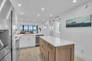 1085 Bald Eagle Dr, Marco Island, FL 34145 - Photo 4