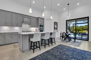 7229 Wiregrass Ct, Naples, FL 34114 - Photo 8
