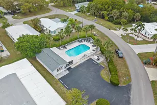 851 Manatee Rd, Naples, FL 34114 - Photo 42