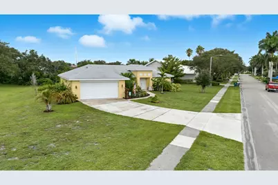 176 Venus Cay, Naples, FL 34114 - Photo 14