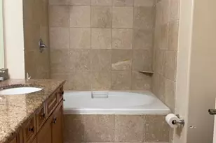 13131 Bella Casa Cir, Fort Myers, FL 33966 - Photo 22