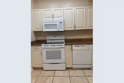 13131 Bella Casa Circle #1121, Fort Myers, FL 33966 - Photo 4