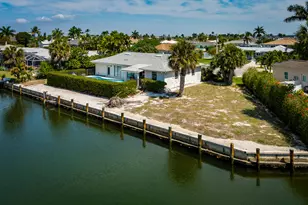 756 Apple Ct, Marco Island, FL 34145 - Photo 4