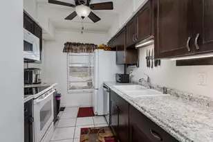 756 Apple Ct, Marco Island, FL 34145 - Photo 16