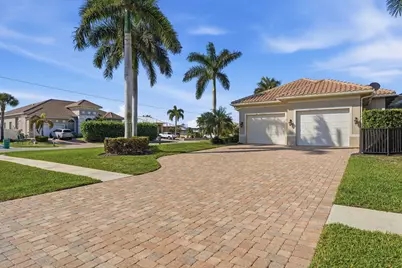 1194 Whiteheart Court #7, Marco Island, FL 34145 - Photo 4