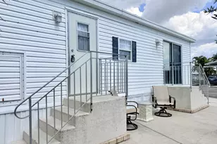 2 Jade Dr, Naples, FL 34114 - Photo 32