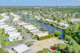 2 Jade Dr, Naples, FL 34114 - Photo 42