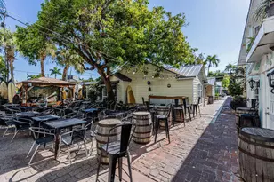 160 Palm St, Marco Island, FL 34145 - Photo 22