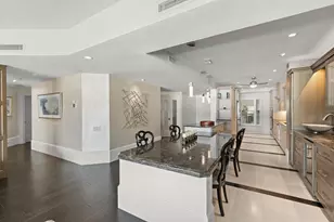 406 La Peninsula Blvd, Naples, FL 34113 - Photo 18