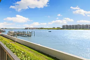 406 La Peninsula Blvd, Naples, FL 34113 - Photo 28
