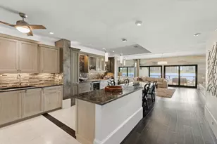 406 La Peninsula Blvd, Naples, FL 34113 - Photo 12
