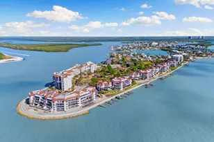 406 La Peninsula Blvd, Naples, FL 34113 - Photo 2