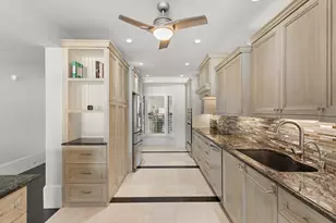 406 La Peninsula Blvd, Naples, FL 34113 - Photo 14