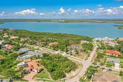 790 Inlet Drive #13, Marco Island, FL 34145 - Photo 4