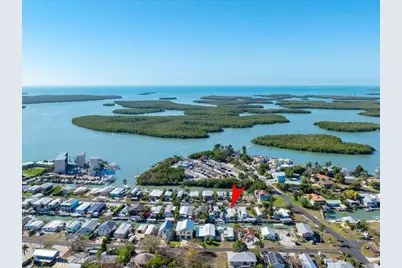 657 E Palm Avenue, Goodland, FL 34140 - Photo 16