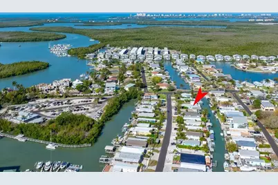 657 E Palm Avenue, Goodland, FL 34140 - Photo 12