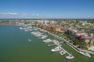 180 Seaview Ct, Marco Island, FL 34145 - Photo 32