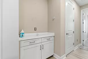 2055 Grove Dr, Naples, FL 34120 - Photo 14