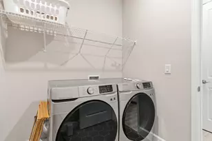 2055 Grove Dr, Naples, FL 34120 - Photo 16