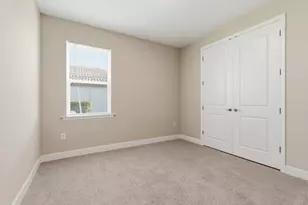 2055 Grove Dr, Naples, FL 34120 - Photo 18