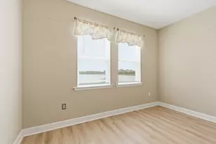 2055 Grove Dr, Naples, FL 34120 - Photo 36